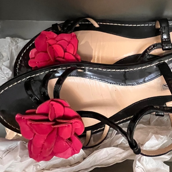Via Spiga floral leather sandals size 9 - Picture 1 of 3